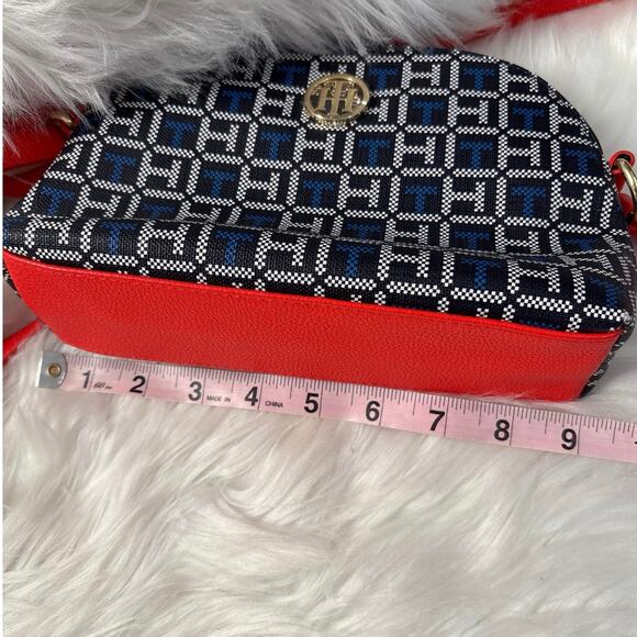 Tommy Hilfiger NWT Navy Logo Small Some Crossbody Bag - Picture 5 of 9